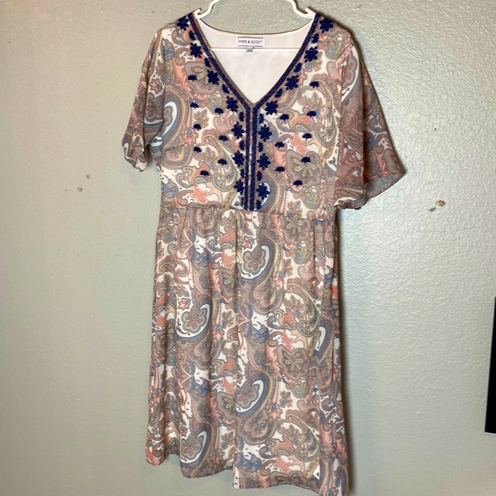 Piper and Scoot Pink, Blue and Gray Paisley Midi Dress. Size Large